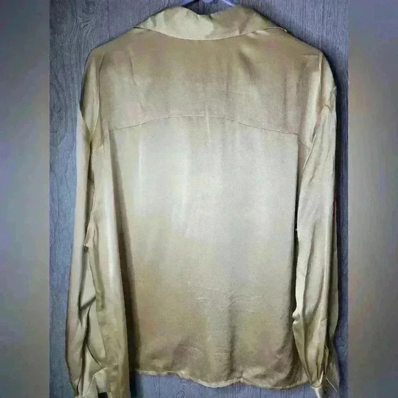 Vintage Linda Allard for Ellen Tracy 100% Silk button-down, long sleeve blouse. - Picture 3 of 3